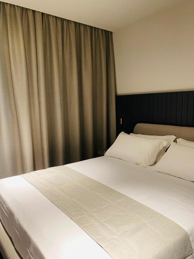 Hotel Bv